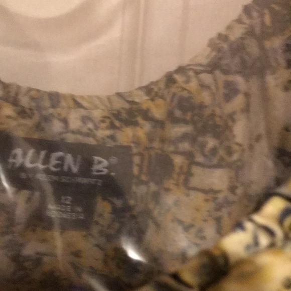 Allen B by Allen Schwartz - Picture 4 of 4